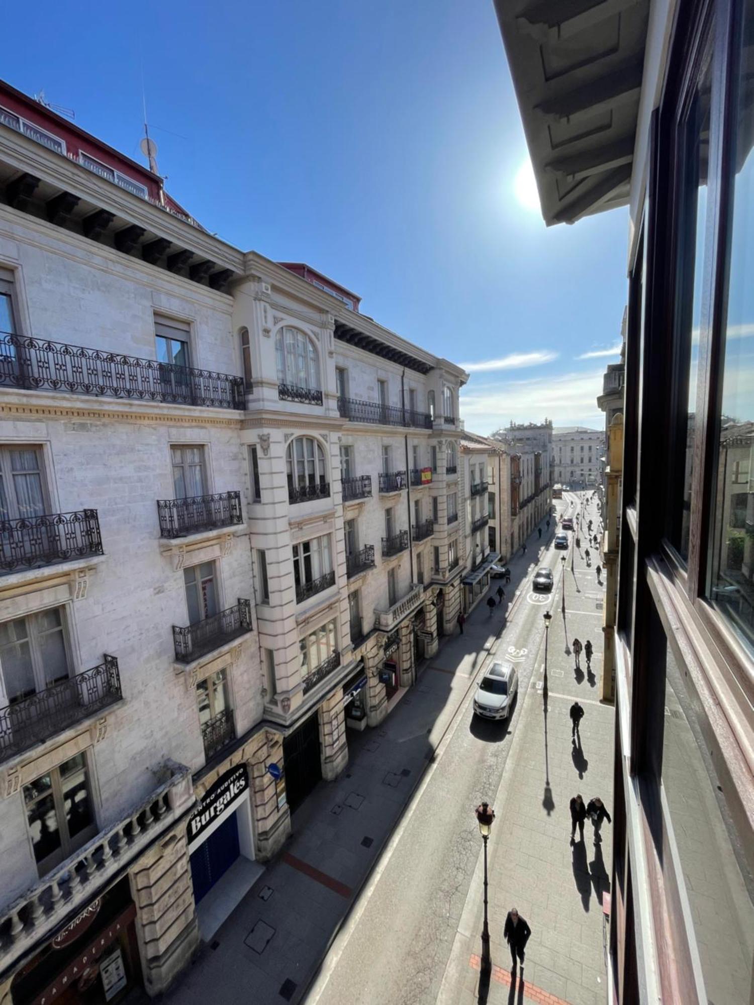 Atuaire Home Vivienda A Luminosa Parking Incluido En Plena Calle Comercial Burgo Kültér fotó